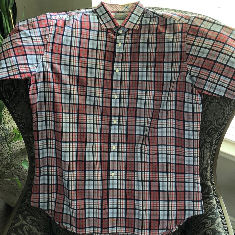 Men’s short sleeve button down shirt